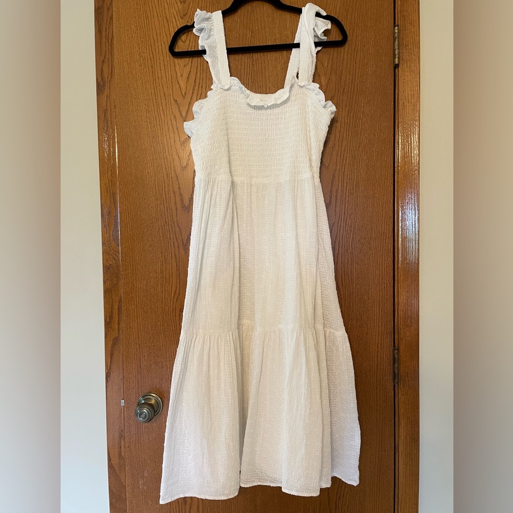 ELOQUII Plus Size white sleeveless maxi dress smocked bodice Sz 14/16
